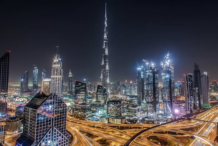 Dubai by Night - Un mercato immobiliare ricco e sicuro